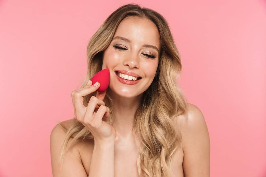 How to use a beauty blender? The most important rules