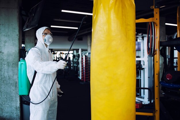 Understanding the benefits of industrial cleaning machines for your business